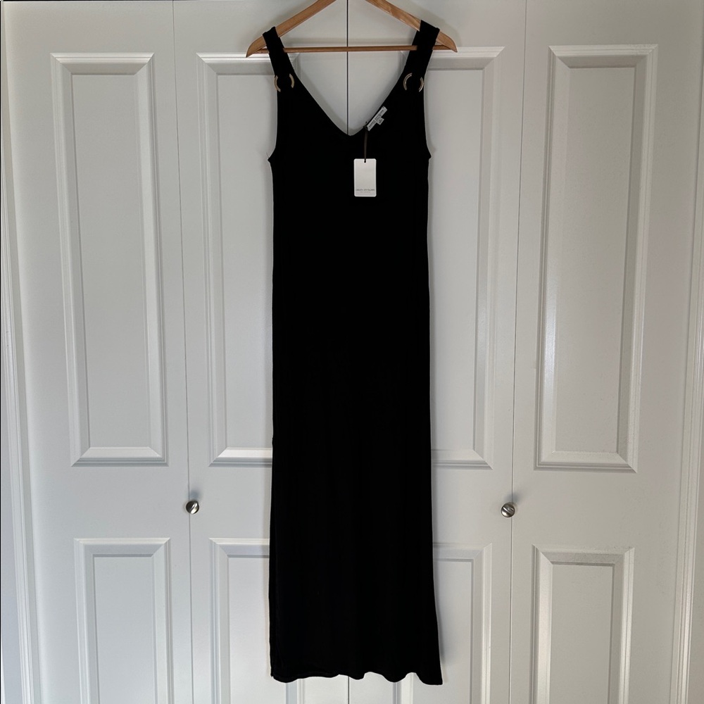 Green Envelope Women's Black Maxi Dress sz Medium Gold Ring Tank Split Sides